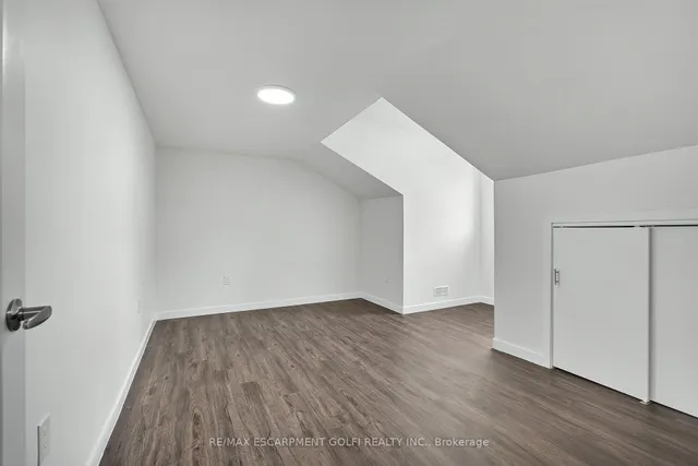 Additional image 16 of 111 WELLINGTON St