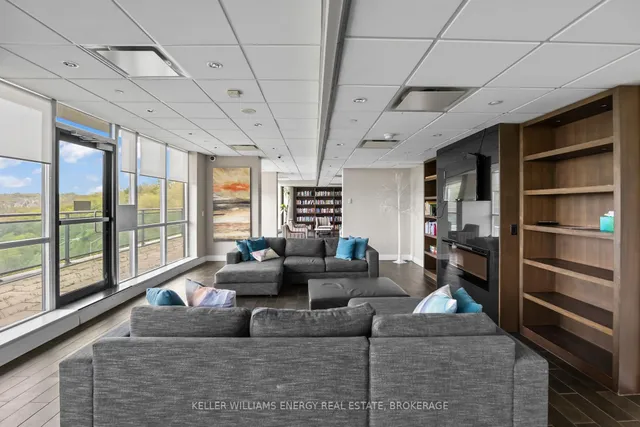 Additional image 32 of 1048 Broadview Ave Unit 1008