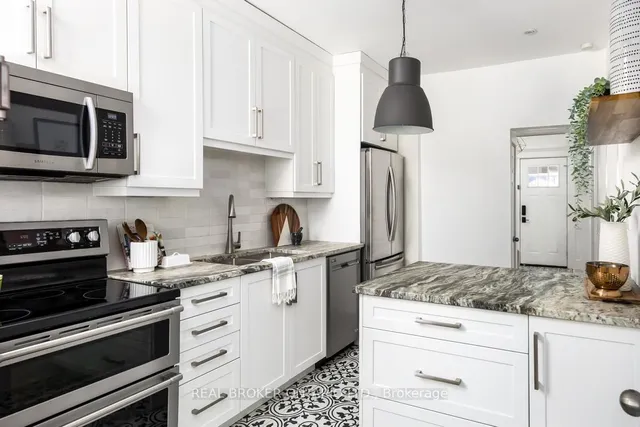 Additional image 9 of 137 Avondale St