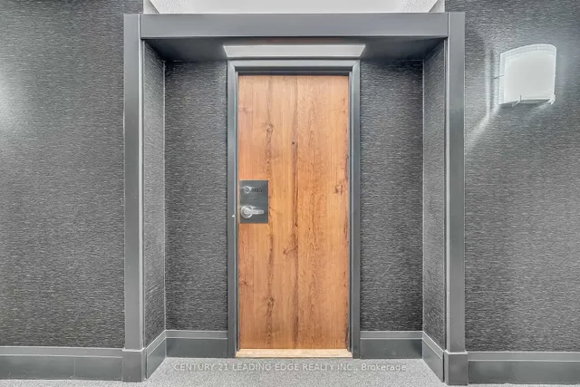 Additional image 5 of 705 King St Unit 805