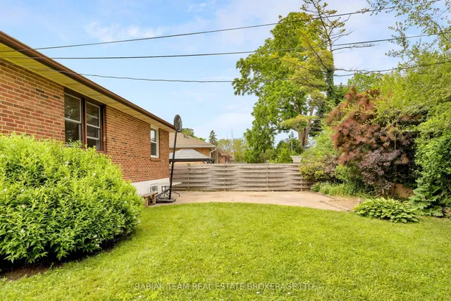 Additional image 24 of 64 Mooreshead Dr