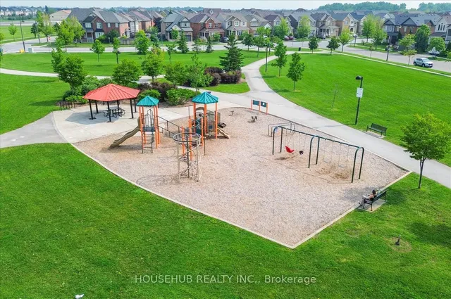 Additional image 41 of 697 Ambroise Cres
