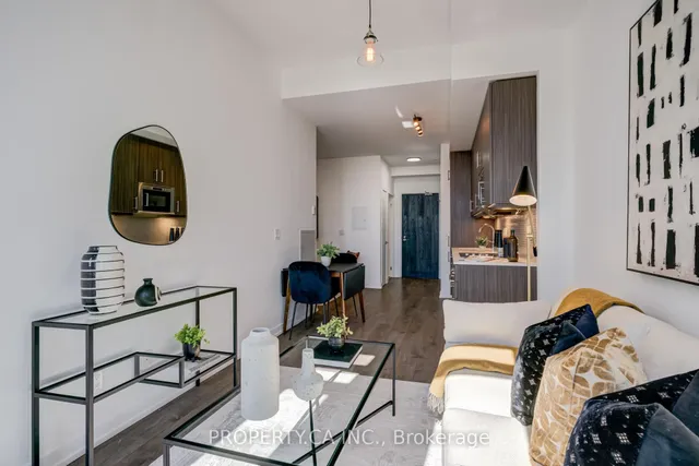 Additional image 17 of 297 College St Unit 715