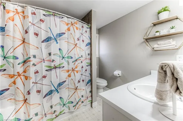 Additional image 25 of 389 Westmeadow Dr