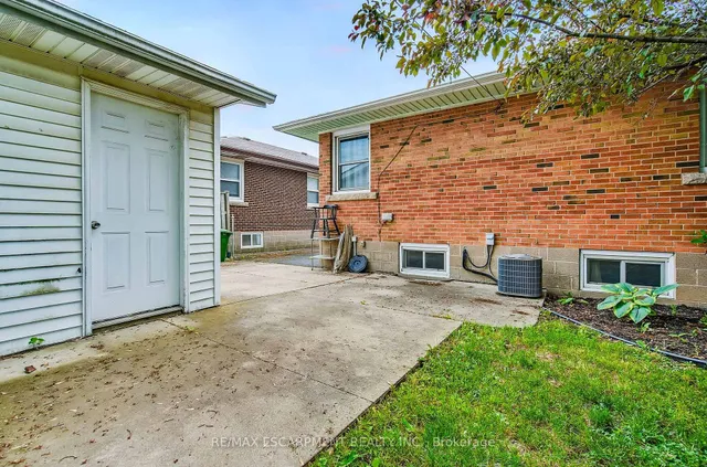 Additional image 43 of 379 East 18th St