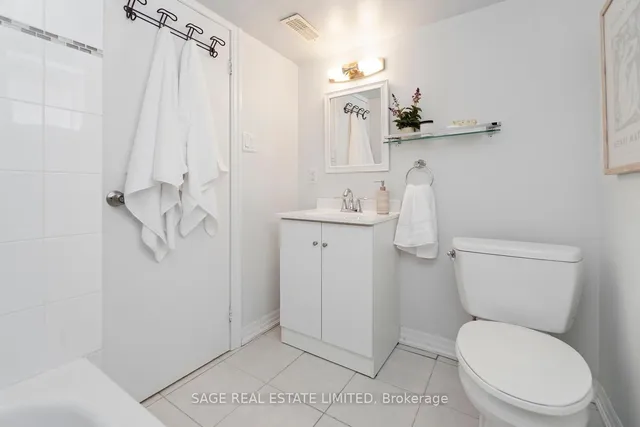 Additional image 44 of 115 Westmount Ave