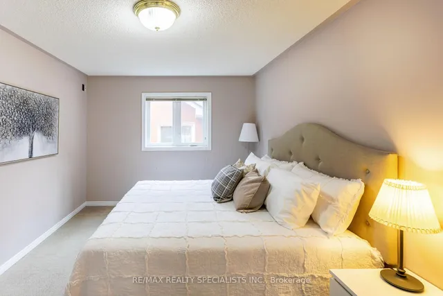 Additional image 28 of 74 Sahara Tr