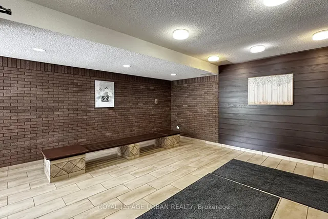 Additional image 37 of 20 Sunrise Ave Unit 102