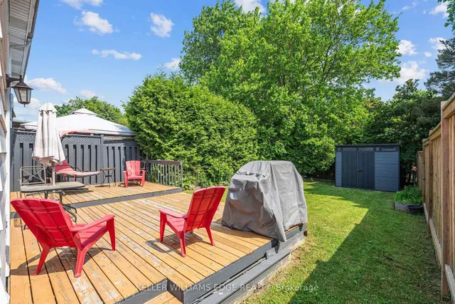 Additional image 37 of 1295 Consort Cres