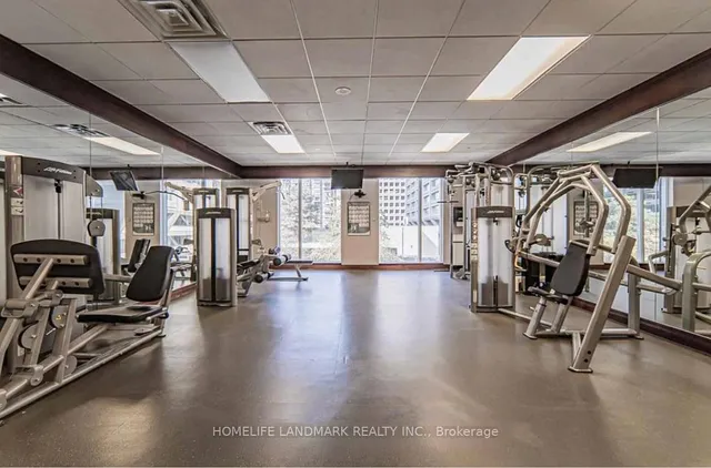 Additional image 28 of 35 Balmuto St Unit 2102