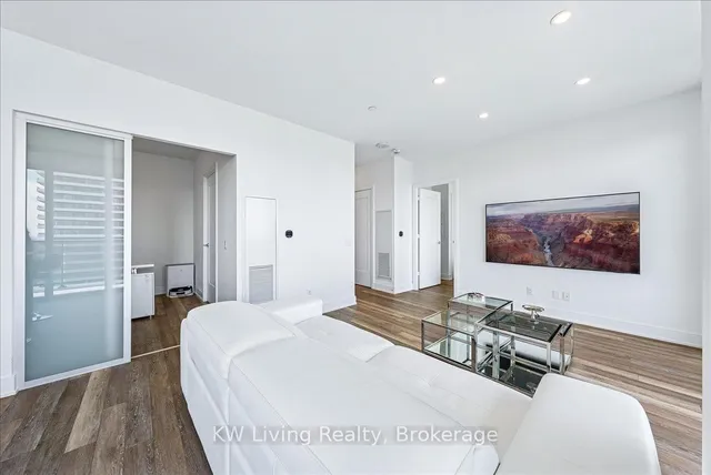 Additional image 14 of 70 Annie Craig Dr Unit 5406