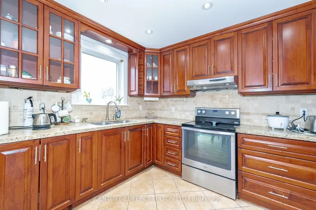 Additional image 19 of 61 Cordella Ave