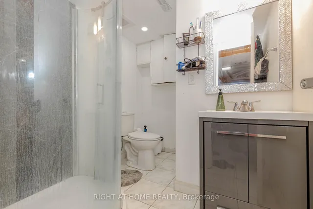 Additional image 43 of 132 Laurel Ave