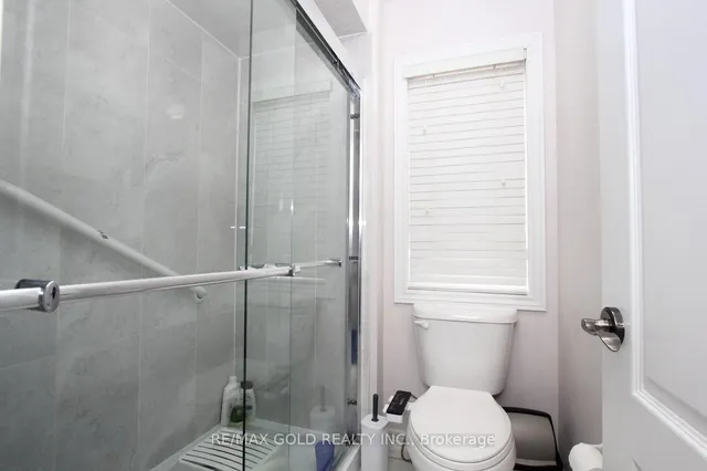 Additional image 36 of 14 Lisson Cres