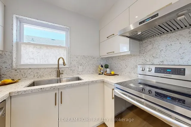 Additional image 7 of 22 Wayne Ave