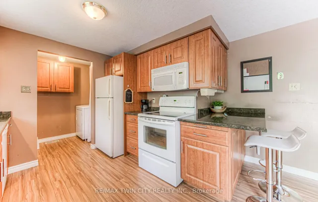 Additional image 15 of 82 Roseneath Cres