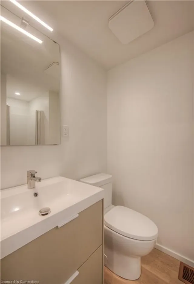 Additional image 14 of 26 King St