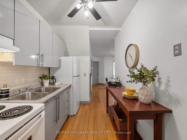 Additional image 12 of 137 Gerrard St