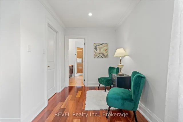 Additional image 26 of 401 Schreyer Cres