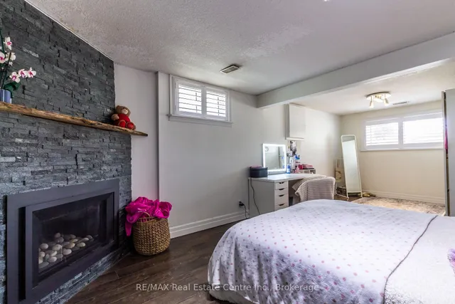 Additional image 24 of 44 Oakhurst Cres