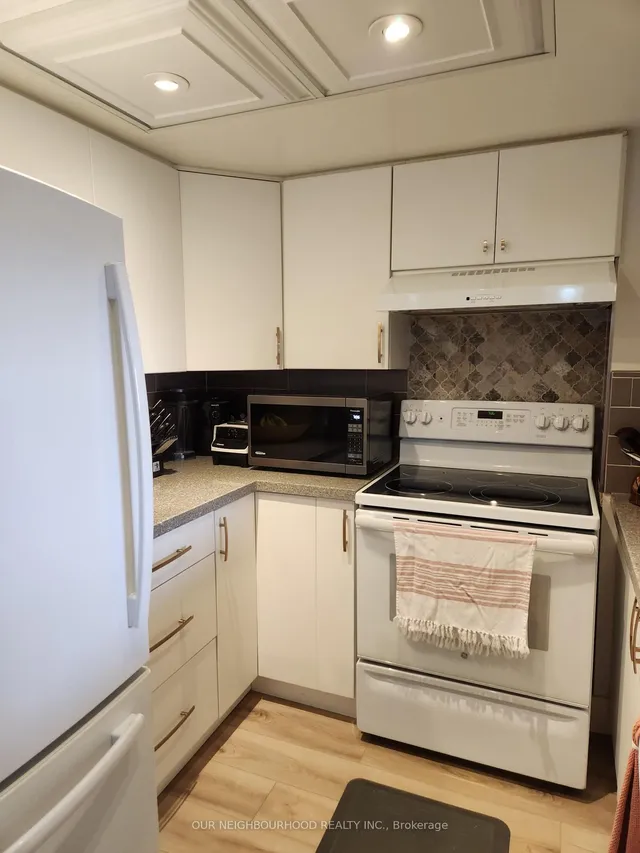 Additional image 7 of 1470 Midland Ave Ave Unit 2305