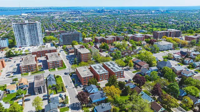 Additional image 28 of 836 Concession St Unit 208