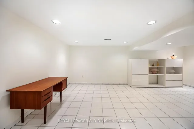 Additional image 35 of 31 George Henry Blvd