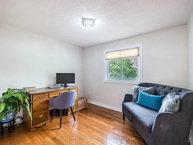 Additional image 34 of 7208 Joliette Cres