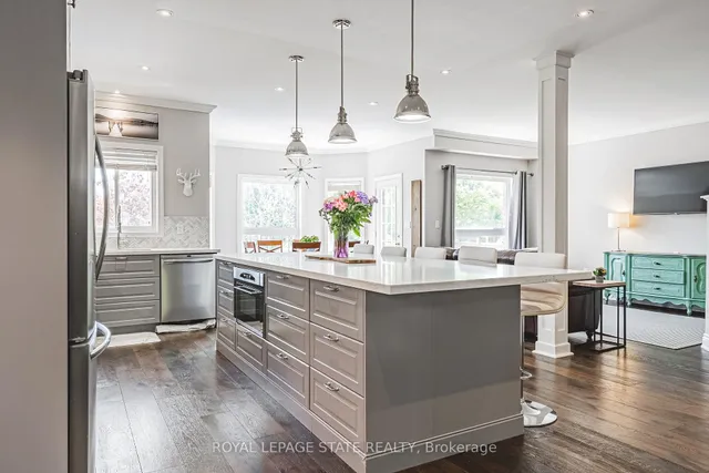 Additional image 11 of 19 Gwyn Crt