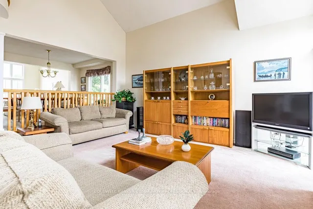 Additional image 15 of 2 Katie Crt