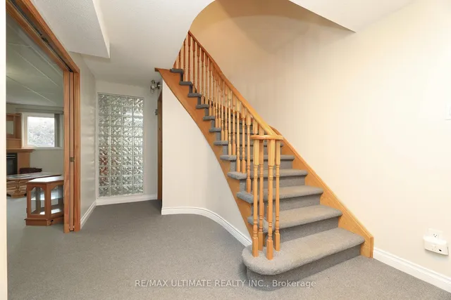 Additional image 28 of 1169 Ewing Cres