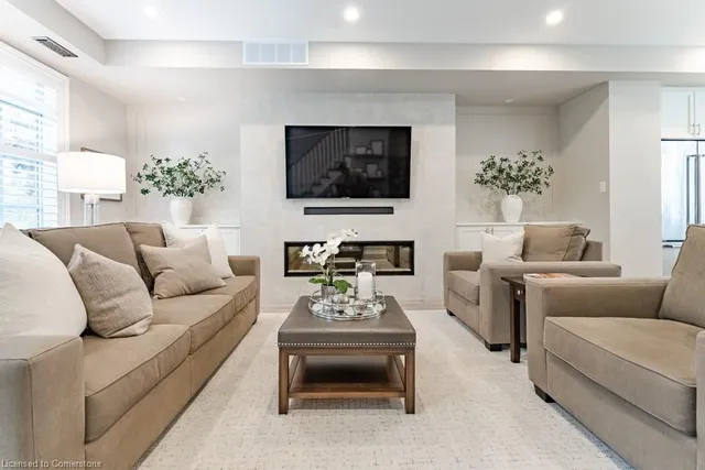 Additional image 16 of 2362 New St Unit 8