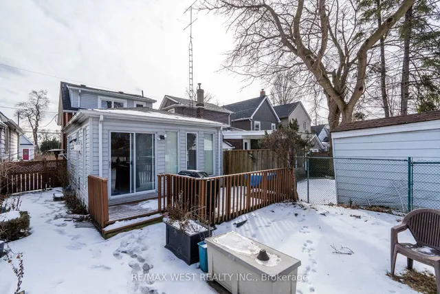 Additional image 29 of 102 Eileen Ave