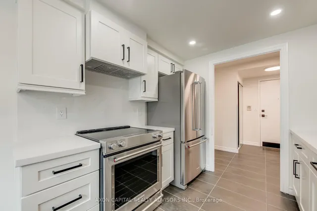 Additional image 10 of 168 Simcoe St Unit 1513