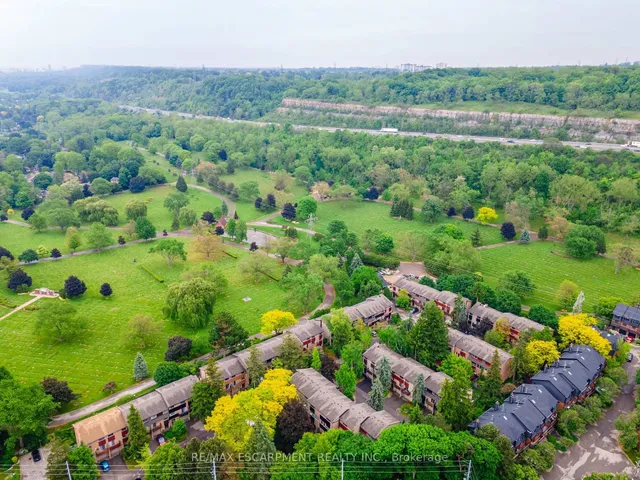 Additional image 46 of 1967 Main St Unit 17