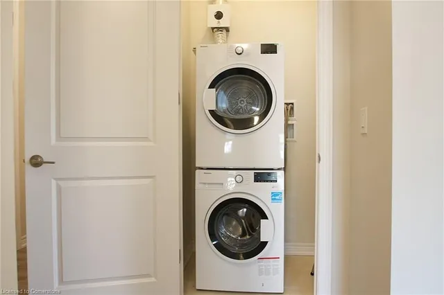 Additional image 9 of 121 #8 Hwy Unit 106