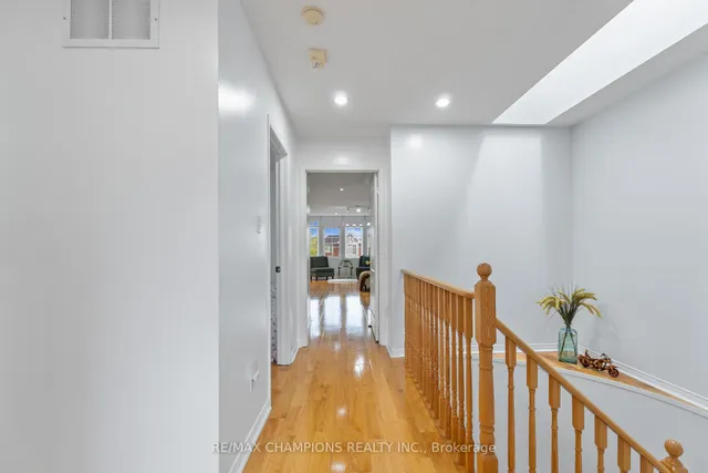 Additional image 15 of 30 Larkspur Rd