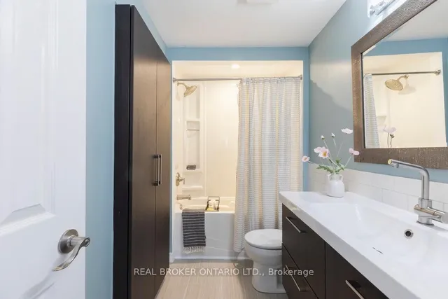 Additional image 29 of 79 Braeheid Ave Unit 1