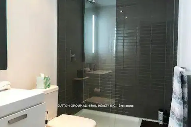 Additional image 2 of 629 King St Unit 329