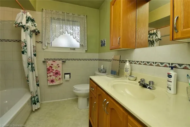 Additional image 13 of 70 Mayfair Ave