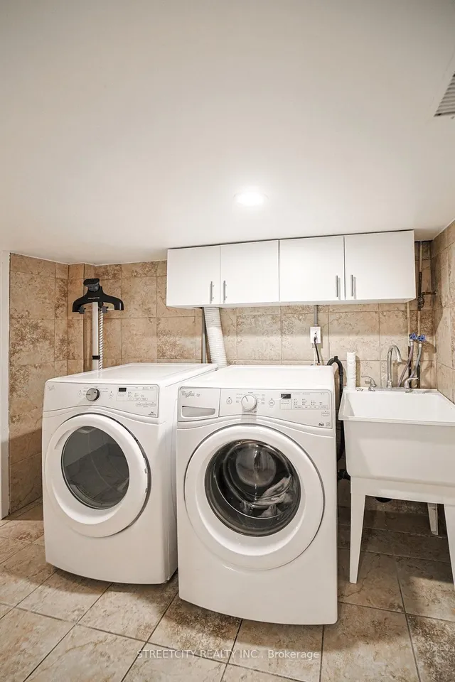 Additional image 45 of 409 Mcroberts Ave