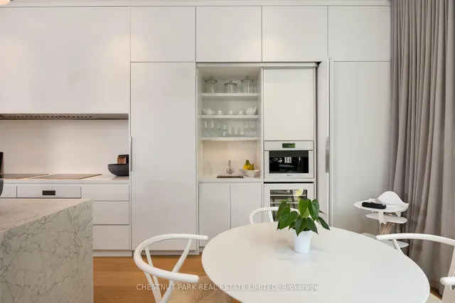 Additional image 12 of 10 Parkwood Ave