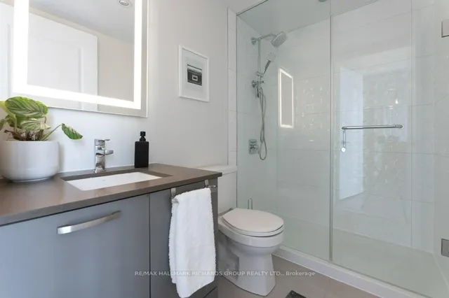 Additional image 12 of 2301 Danforth Ave Unit 807