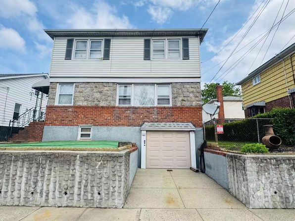 136-23 61st Road, Flushing, NY 11367