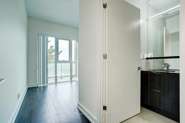 Additional image 20 of 6 Parkwood Ave Unit TH107