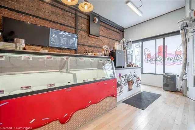 Additional image 4 of 464 King St