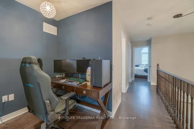 Additional image 13 of 45 Pennycross Cres