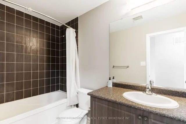 Additional image 38 of 75 Baffin Cres