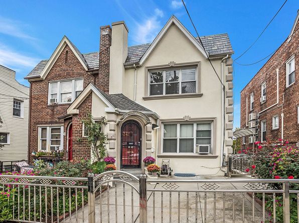 5342 63rd St, Flushing, NY 11378