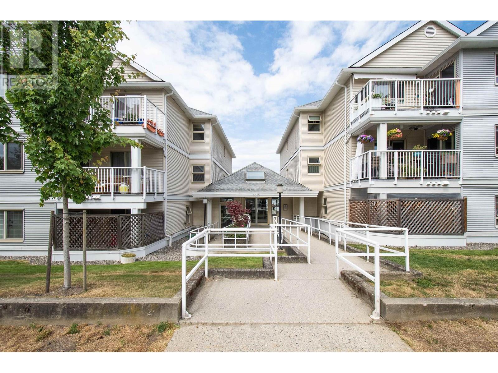 305 1615 FRANCES STREET|Vancouver, British Columbia V5L1Z3